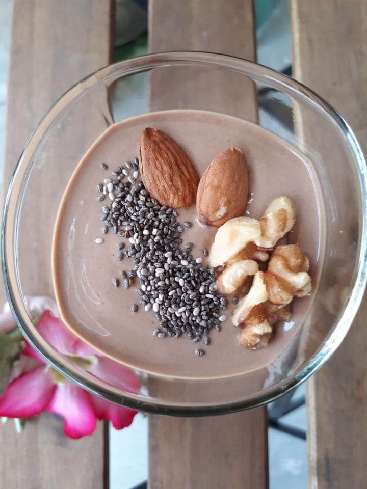 สูตรสมูทตี้ลดน้ำหนัก banana cacao almond walnut chia organic seeds smoothie